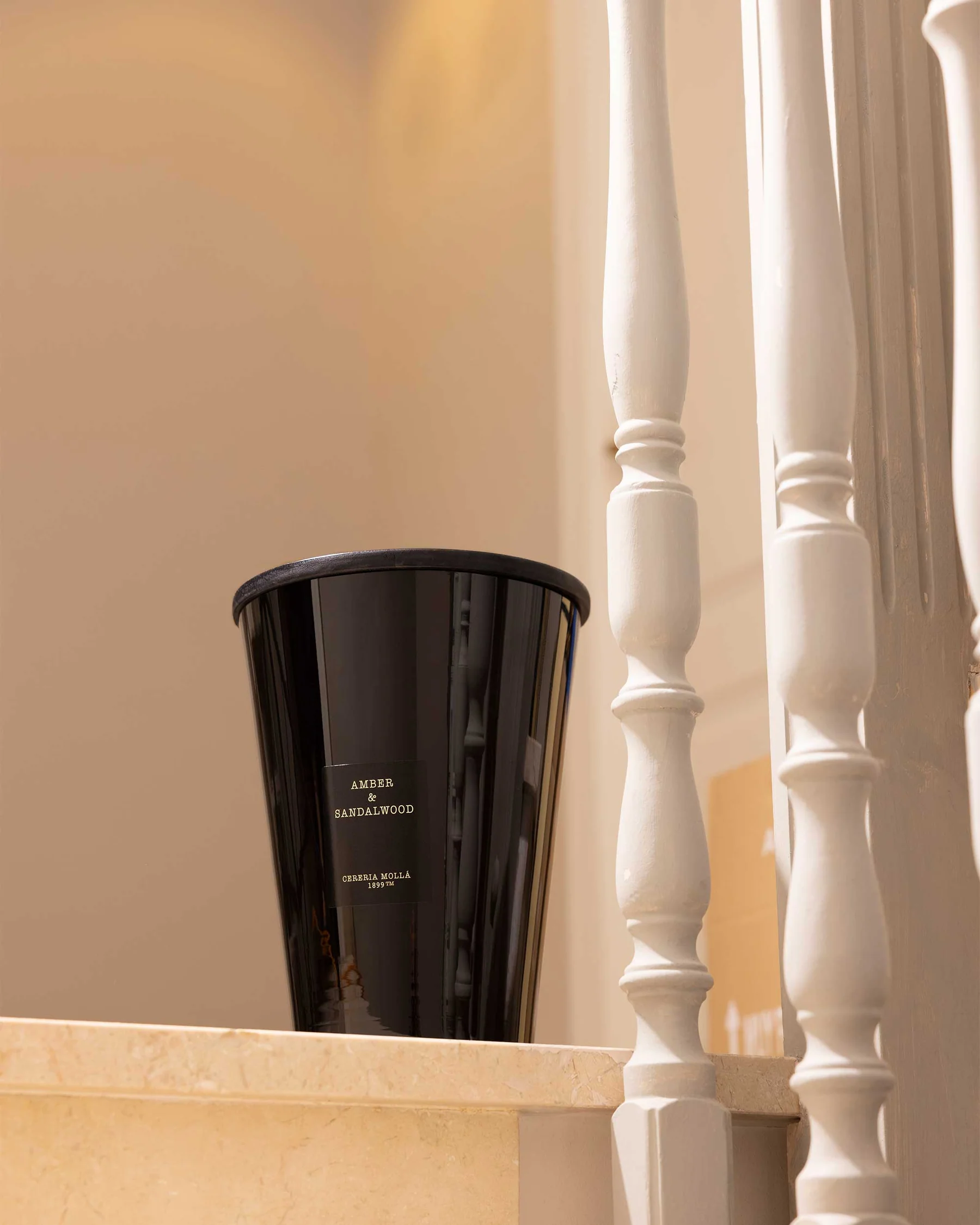 Cereria Mollá 1899 Amber & Sandalwood Scented XXL Candle 3500 g