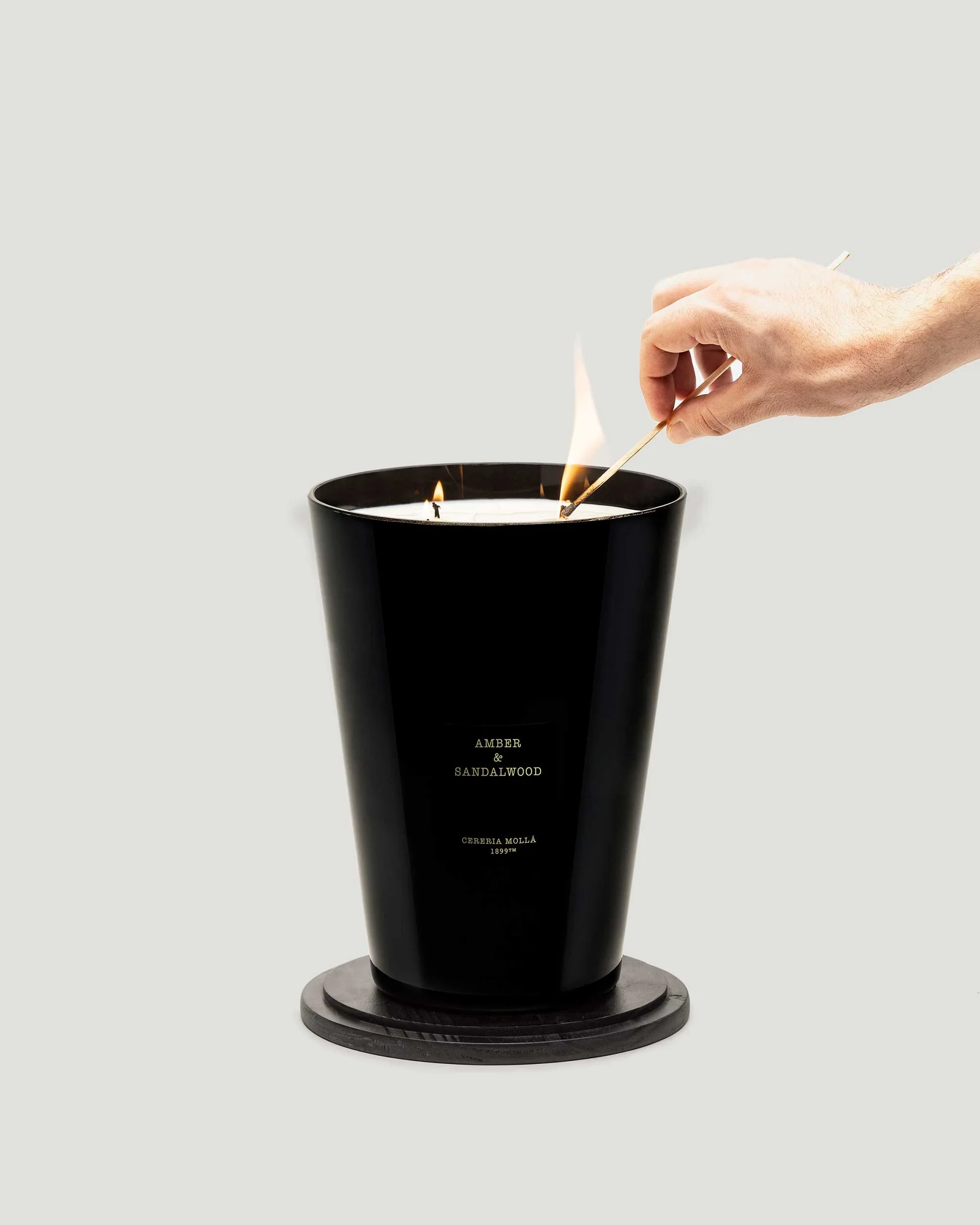 Cereria Mollá 1899 Amber & Sandalwood Scented XXL Candle 3500 g