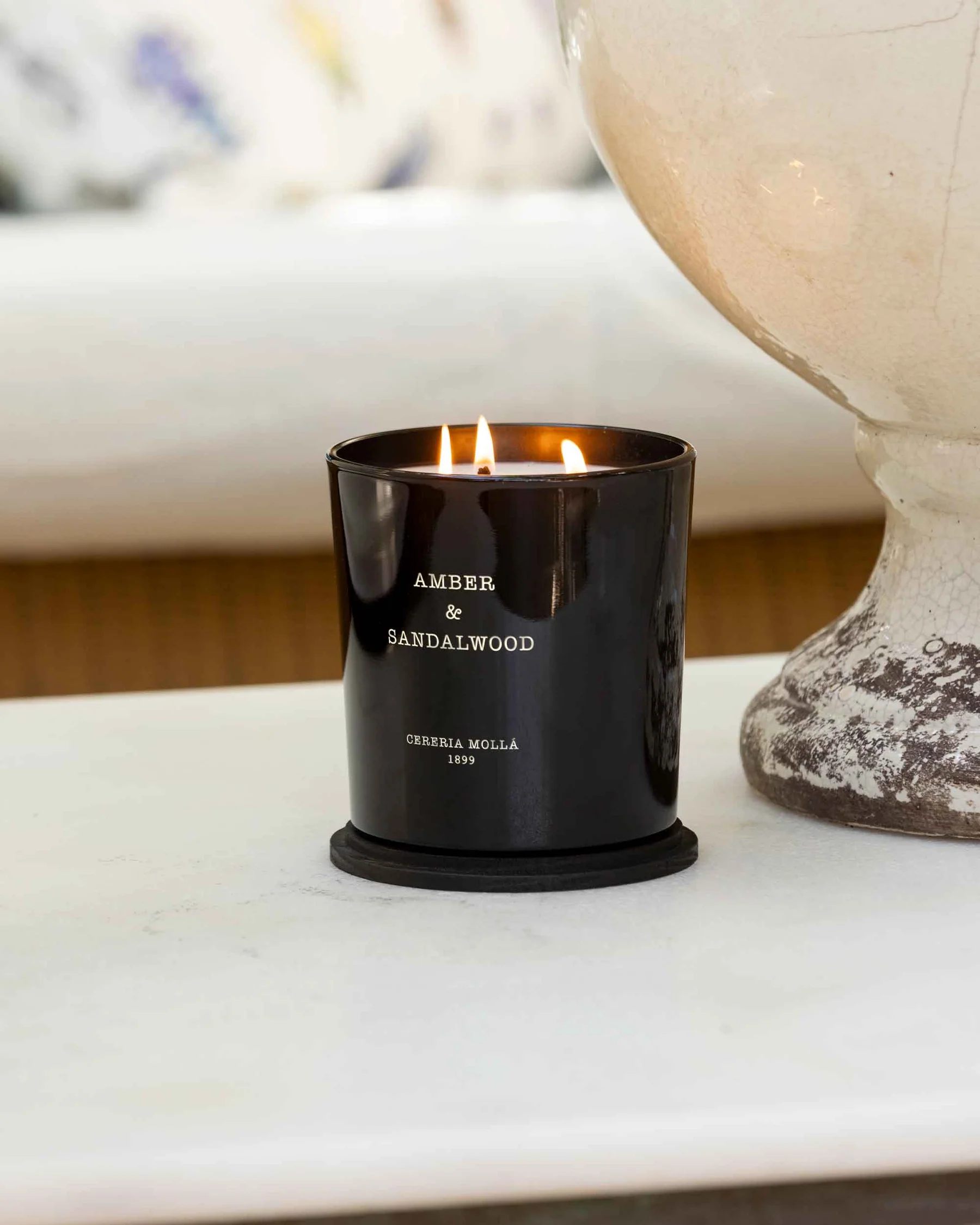 Cereria Mollá 1899 Amber & Sandalwood Scented XL Candle 600 g