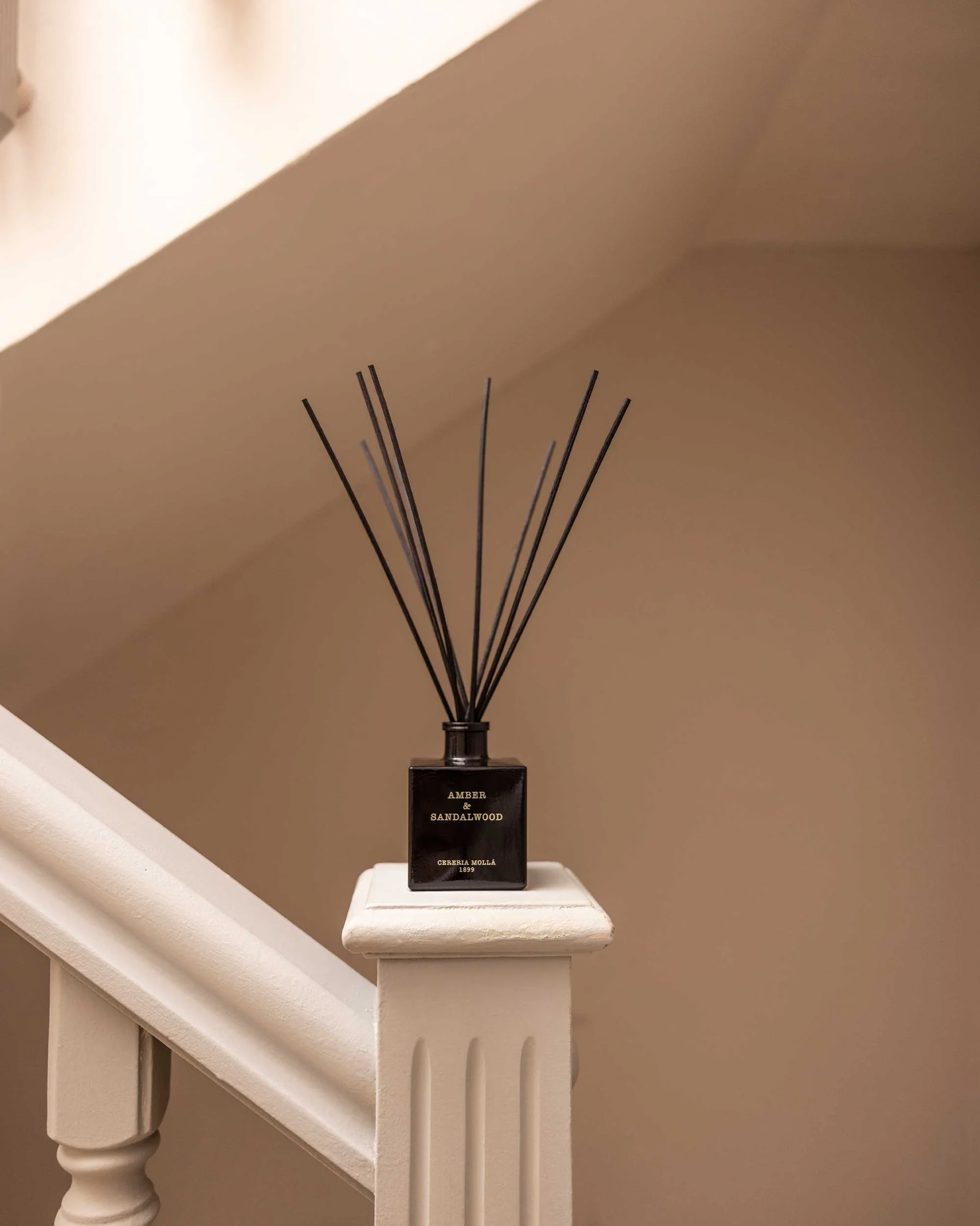 Cereria Mollá 1899 Amber & Sandalwood Reed Diffuser 250 ml