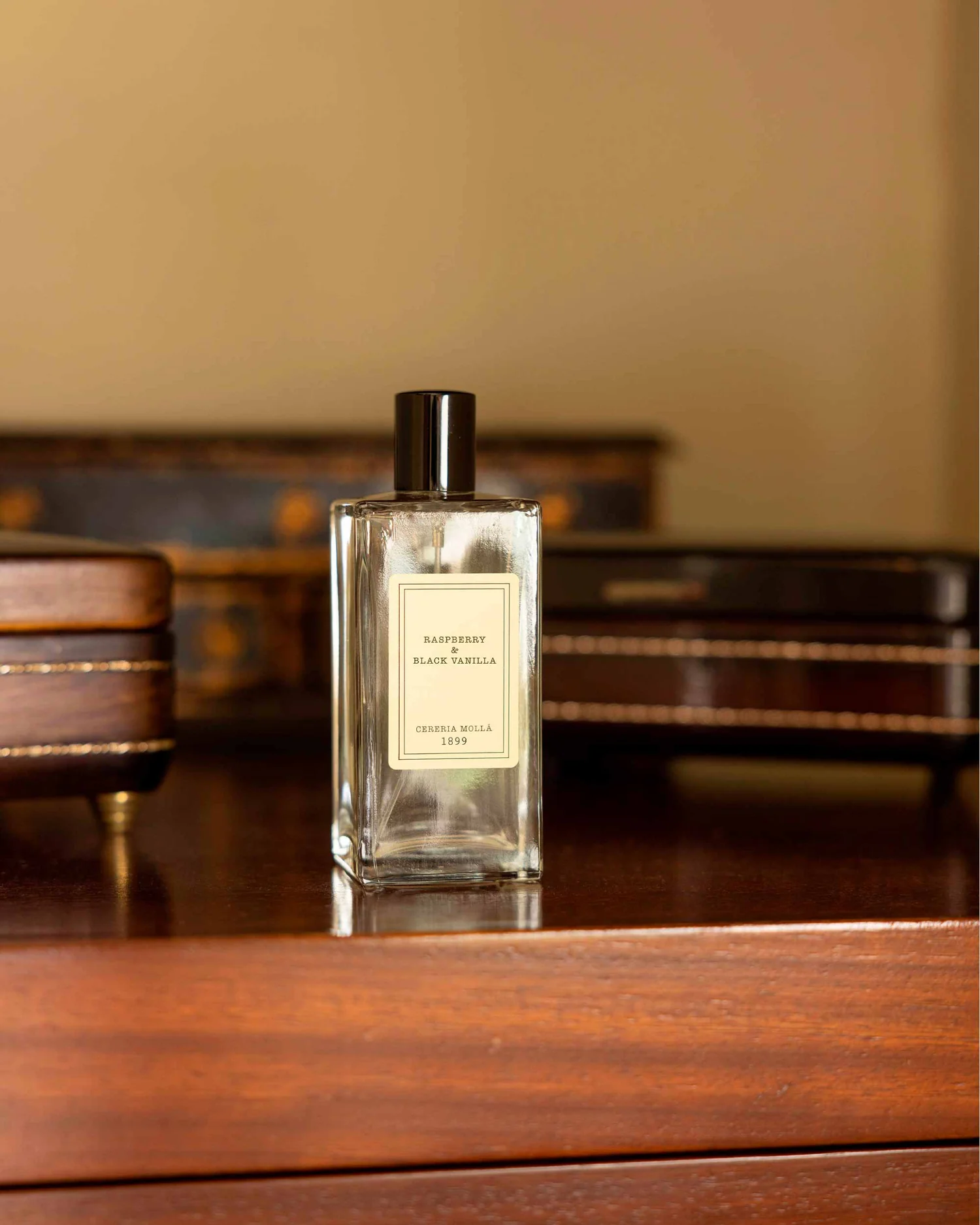 Cereria Mollá 1899 Raspberry & Black Vanilla Body Mist 100 ml